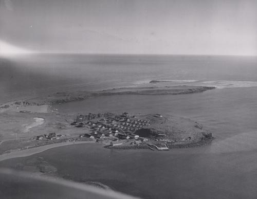 Photo of St. Paul Village and Reef Point from the air.