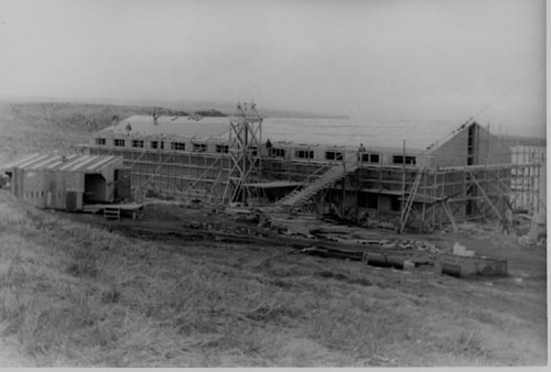 Photo of the construction of the store building.